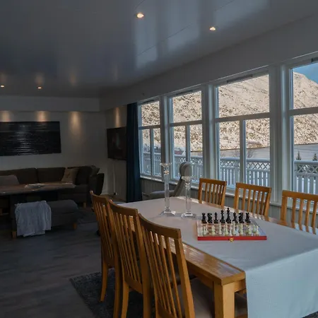 펜션 Lyngen Aurora House Koppangen