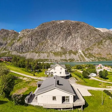 Lyngen Aurora House Hébergement de vacances