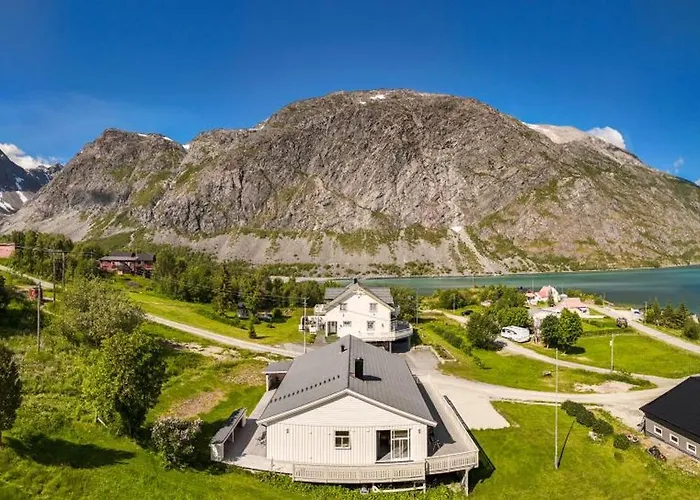 Lyngen Aurora House Ferienhaus