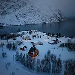 Lyngen Aurora House בית נופש Koppangen